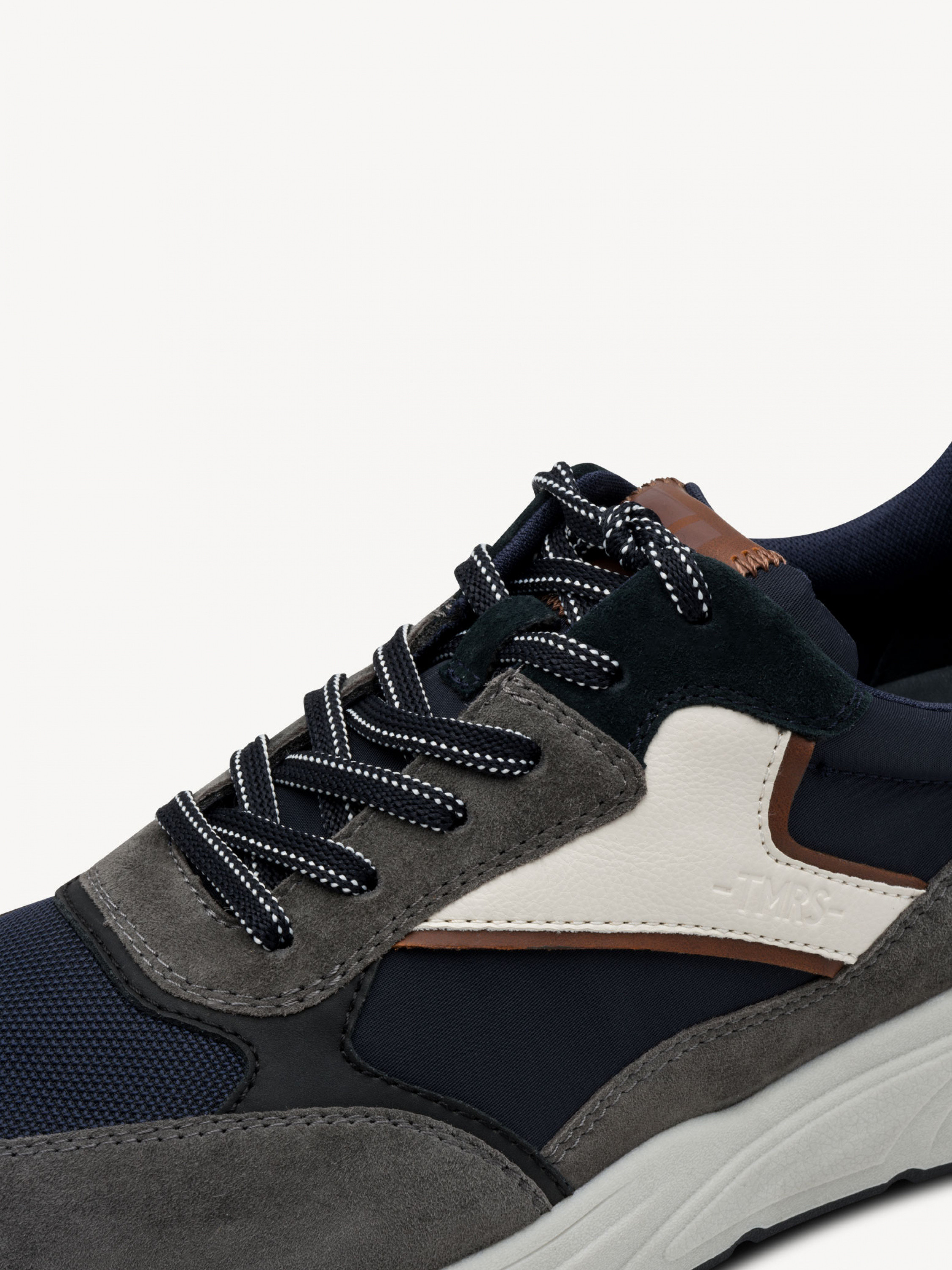 ������� ��������� ����������� ���� 1-13611-44-820