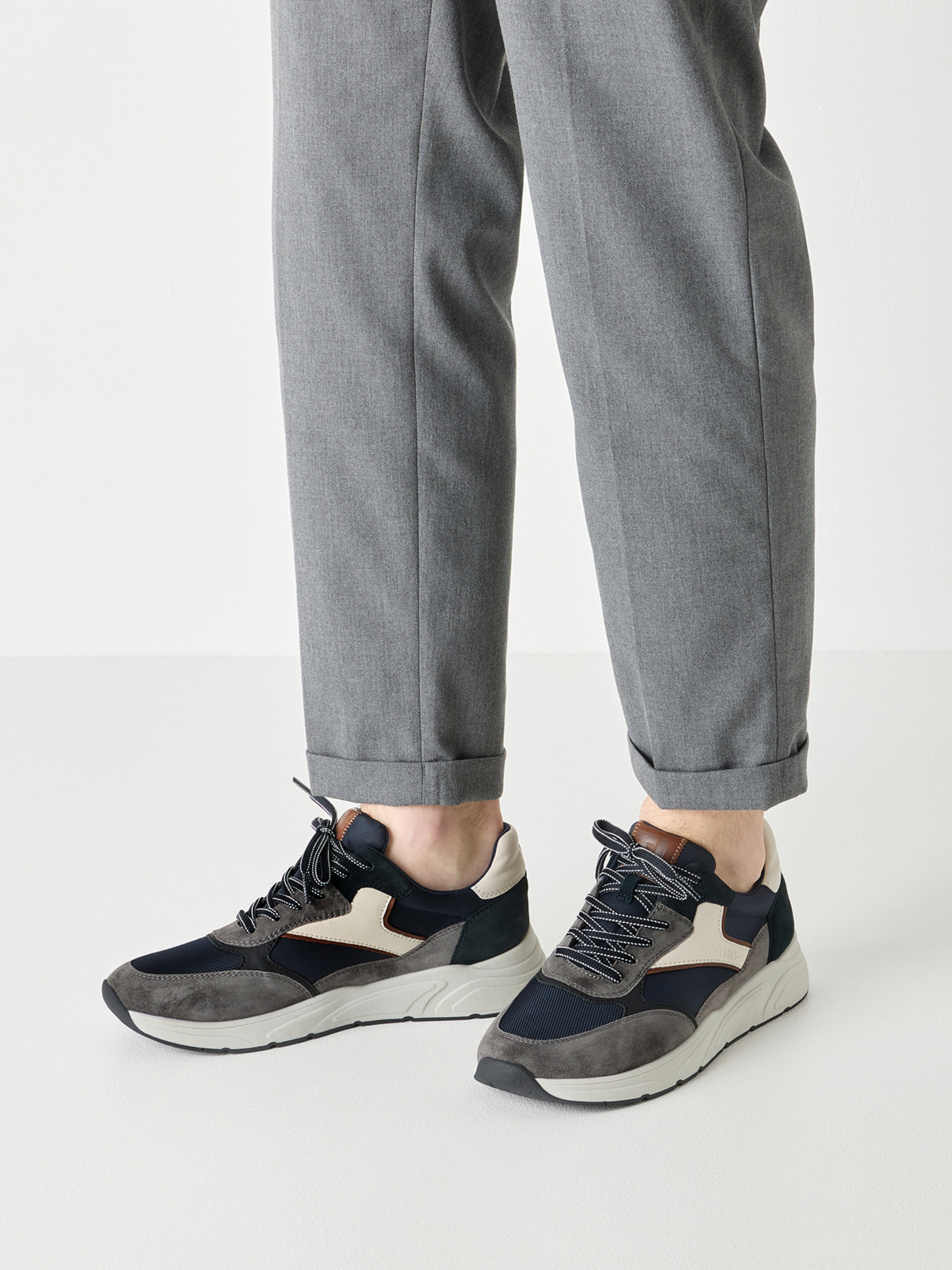 ������� ��������� ����������� ���� 1-13611-44-820