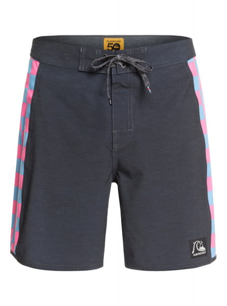 .///   Quiksilver Echo Beach Checker 18"