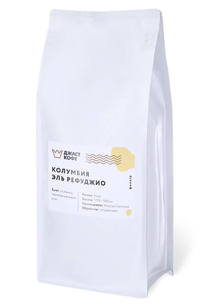 Milk blend. гранулированное сухое молоко в синей упаковке с горами. Dairy milk buttons. Almond milk coconut milk. Milk blend.