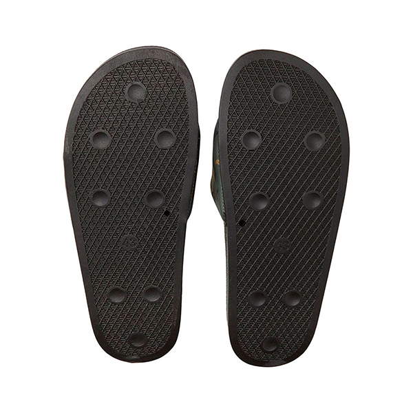 .//  /    Poolslide Corp