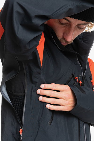 .// /     Quiksilver Highline Pro 3L Gore-Tex