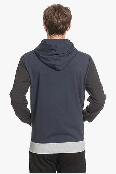 .///    Quiksilver Under Shelter