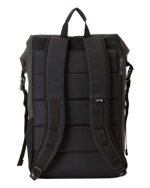 .//  /   Adventure Division Venture Pack