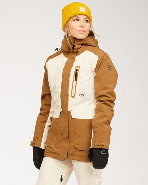Коричневый водостойкая женская куртка adventure division trooper stx