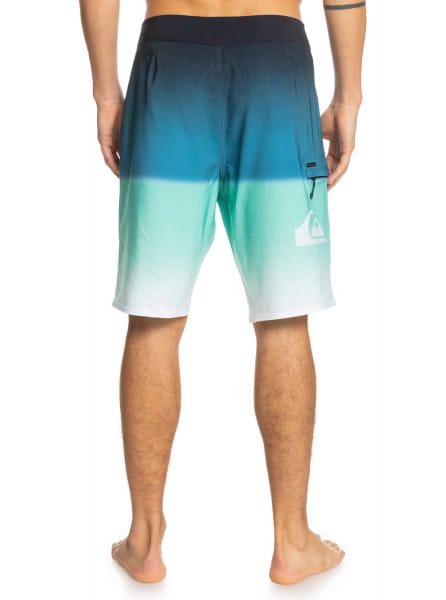 .///   QUIKSILVER Surfsilk Slab 20"