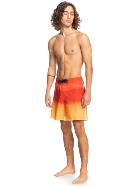 .///   QUIKSILVER Surfsilk Massive 17" Pureed Pumpkin