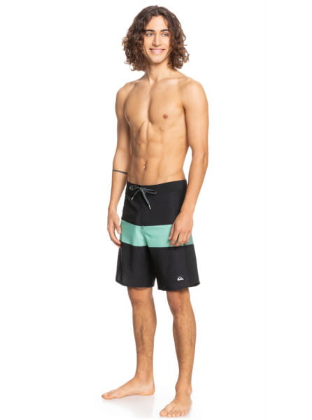 .///   QUIKSILVER Highlite Arch 19"