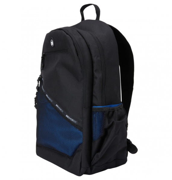 .//  /  DC Arena Day Pack 30L