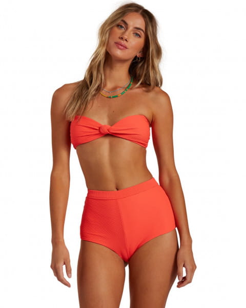      Tanlines Avalon