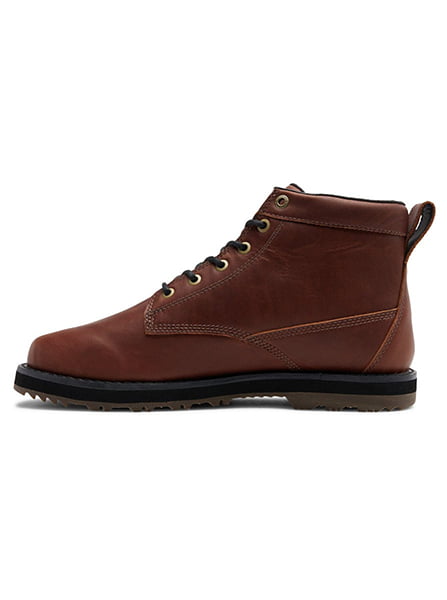 .///     Quiksilver Gart Brown 1