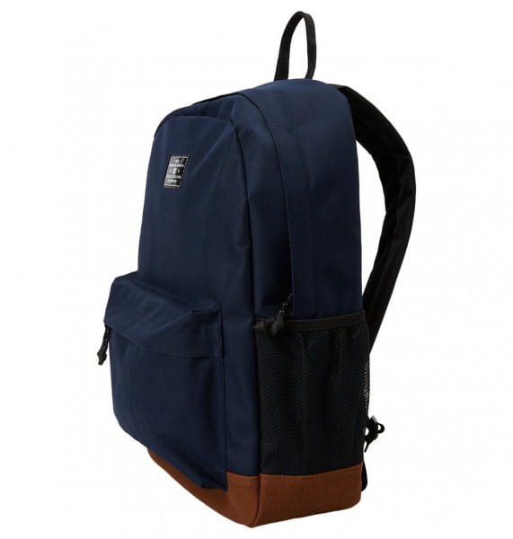 Фиолетовый рюкзак backsider core 18.5l