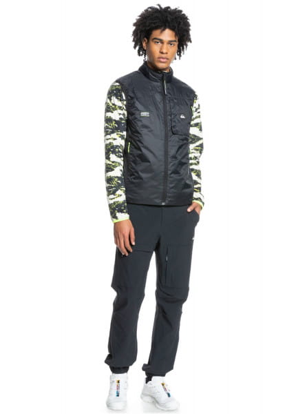 .// /   Quiksilver Under Story