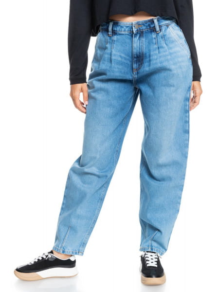   balmy sky mom fit