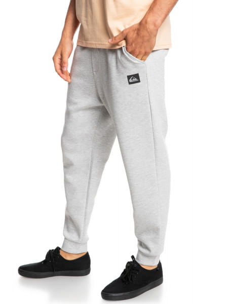 .//  /    Quiksilver Step Off