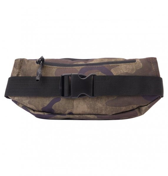 .//  /    Dc Tussler 1.5 L Dc Woodland Camo