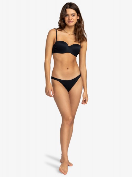 ./ //  ROXY Love The Beach Vibe