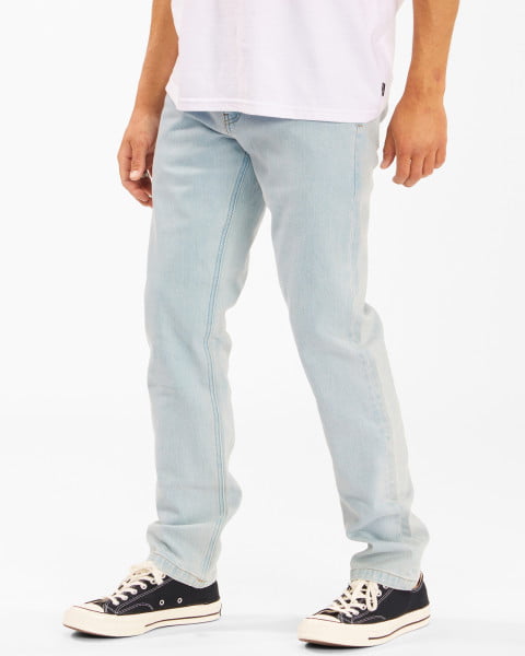 Белые прямые джинсы 73