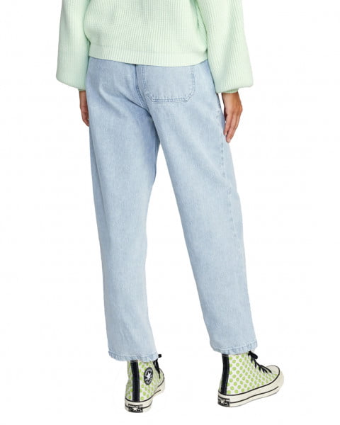 .//  /   Scrunchie Denim