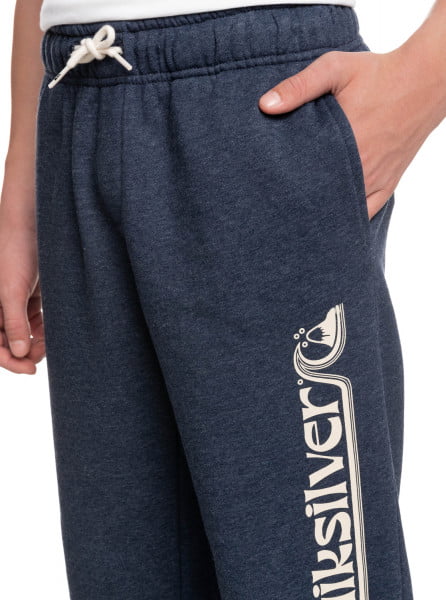 .//  /   Trackpant Byjh