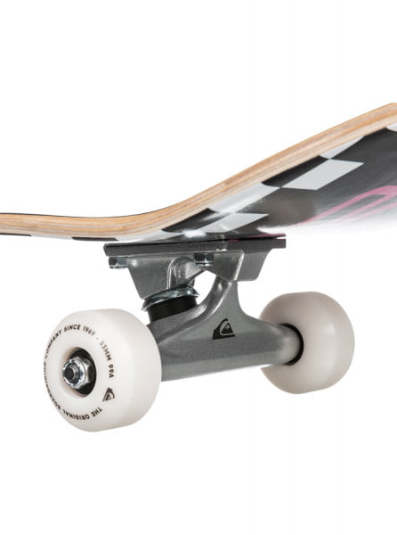 .//  /    Quiksilver Shred 8.2"