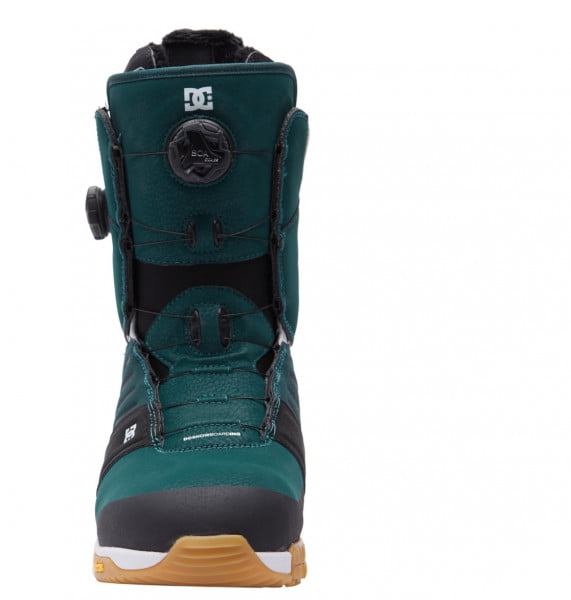 .//  /      DC SHOES Judge BOA