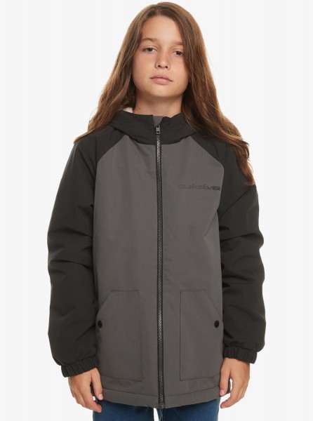 .// /  ISAAC PARKA