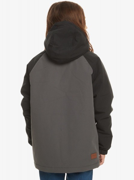 .// /  ISAAC PARKA