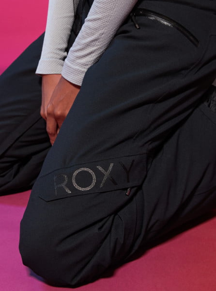 .//  /     ROXY Woodrose