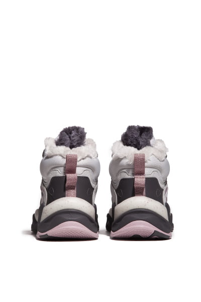    ANTA 8933R