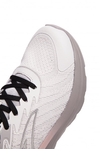    Anta CLOUDS