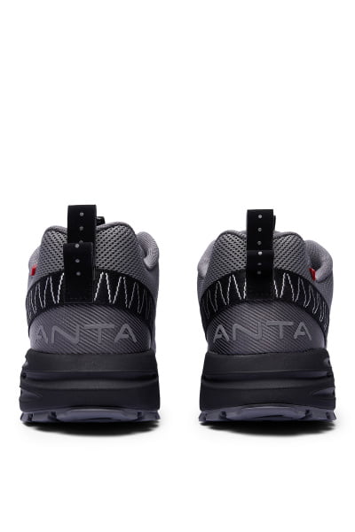    Anta WILD RUN
