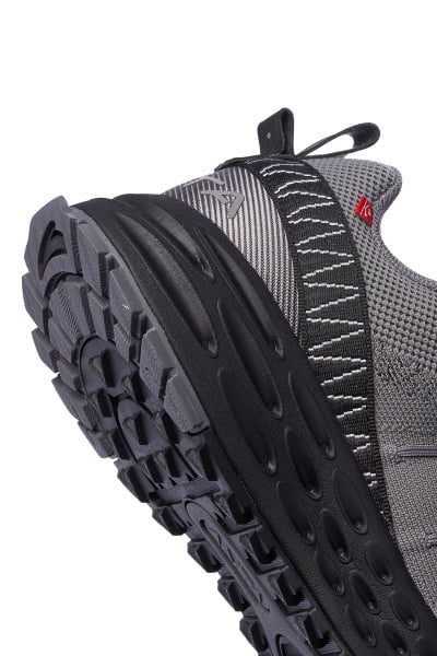    Anta WILD RUN
