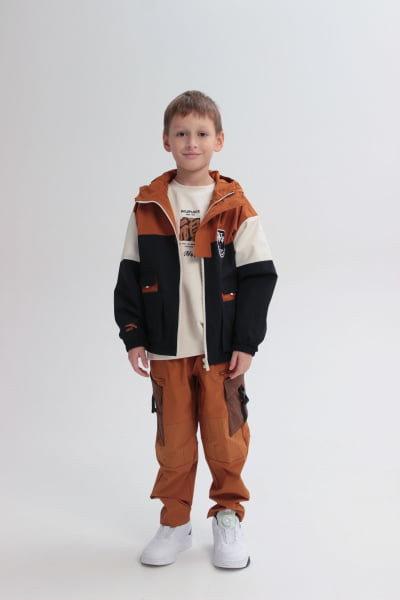    Anta Junior Player