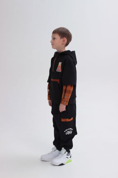  Anta Junior Player