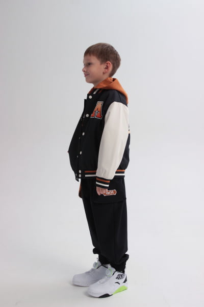    Anta Junior Player