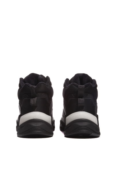    ANTA 8933R