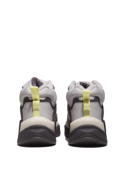    ANTA 8933R