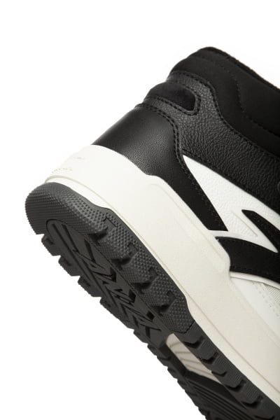   ANTA982