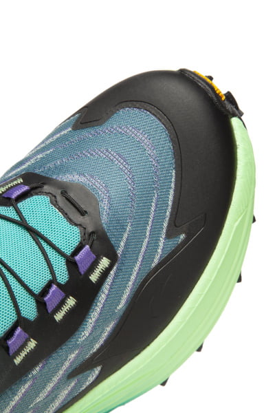    Anta SKY RUN