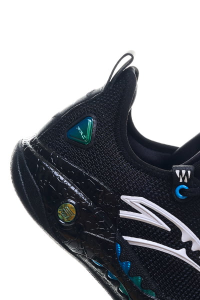   Anta SHOCK WAVE 5.0 PRO