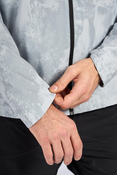  ADVANCED RUNNING A-RAIN RESISTANT