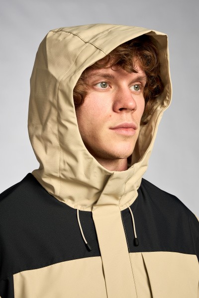  OUTDOOR A-RAIN RESISTANT