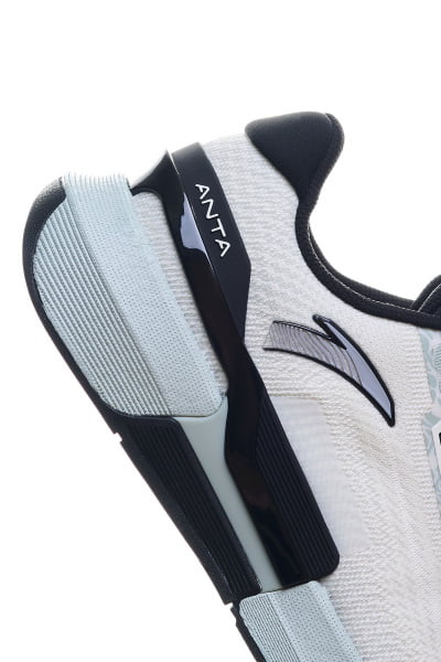    Anta TRAINER