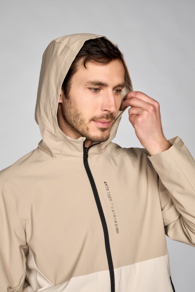  METROPOLITAN A-RAIN RESISTANT
