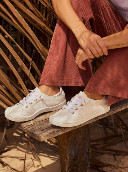 .//  /   Bayshore Plus LX