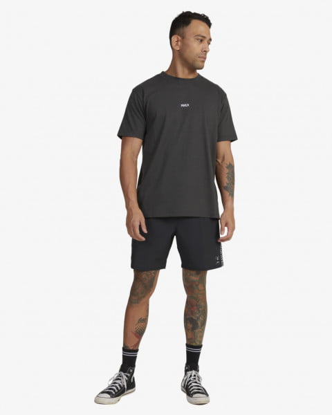 .//,   /   Call RVCA
