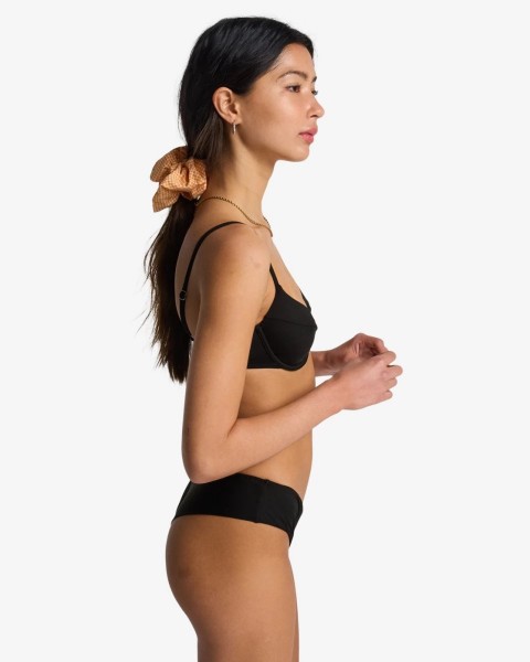   Sol Searcher Fiji Fiji