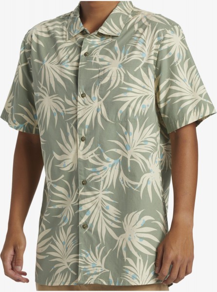 .//  /         Beach Club Casual