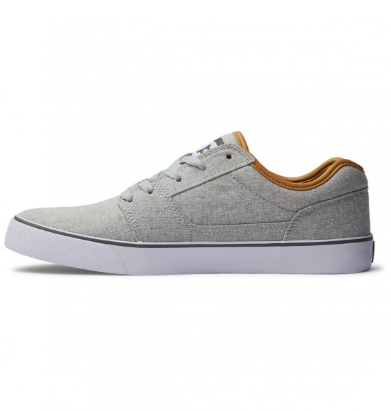 .//  /  DC SHOES Tonik